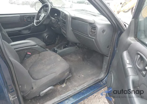 2003 GMC Sonoma Sls z USA, uszkodzony, nr VIN 1GTDT19X538253755